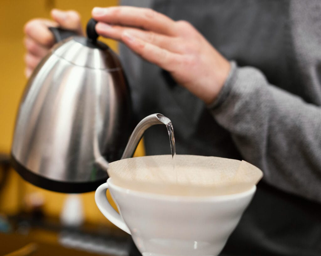 Como Fazer Filtro de Café com Papel Toalha